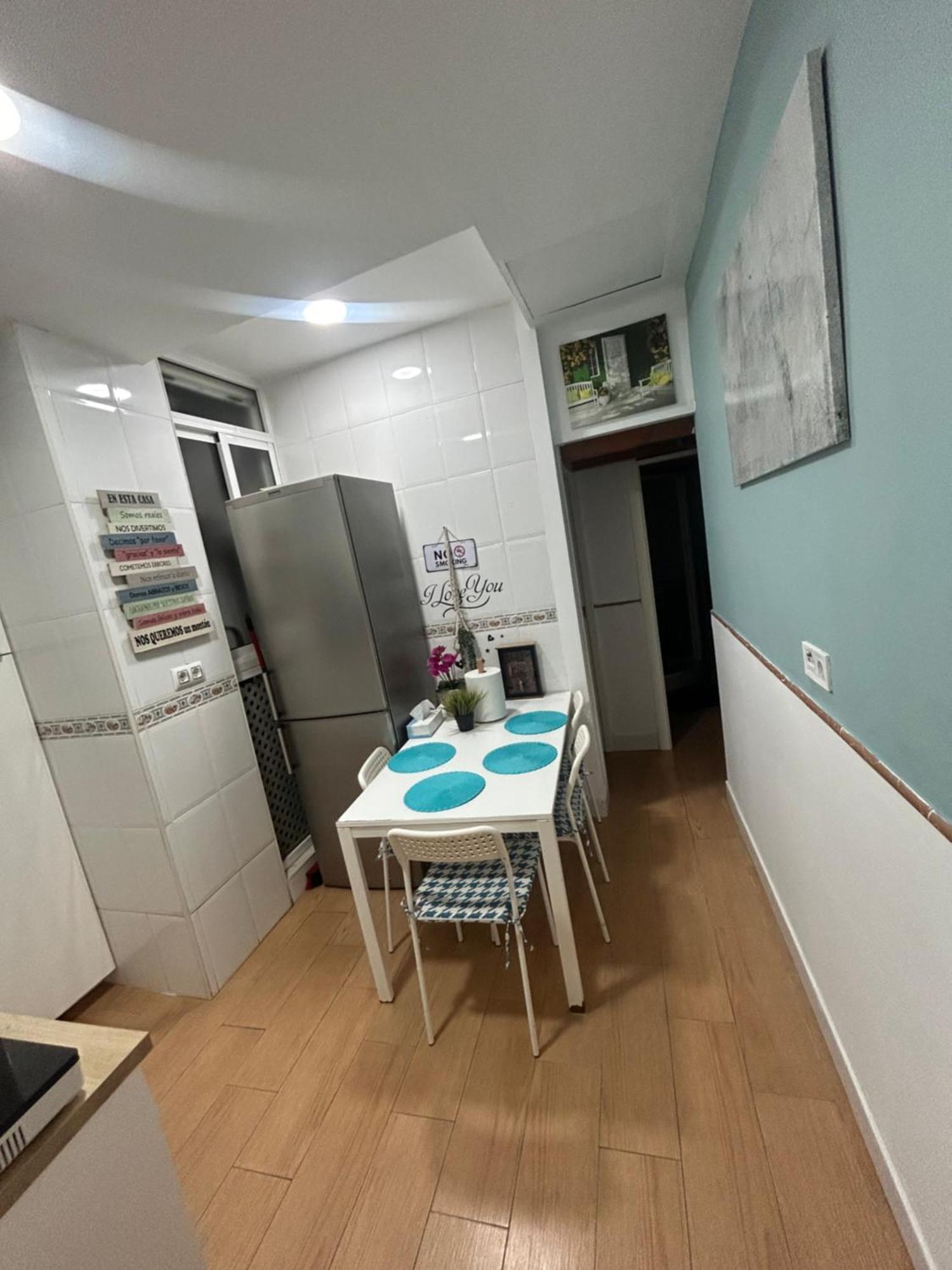 Airbhouse Private Rooms & Apartments Sevilla Exterior foto